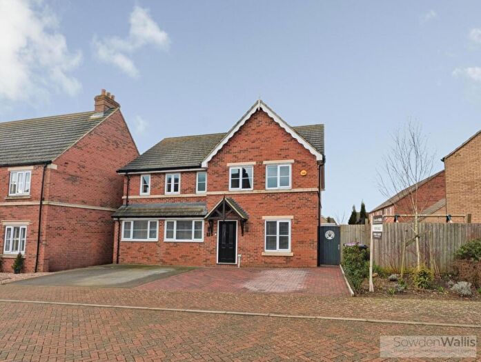 5 Bedroom House For Sale In Groves Crescent, Stamford, PE9