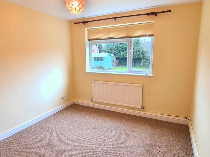 2 Bedroom Bungalow For Sale In Ancil Avenue, Launton, Bicester