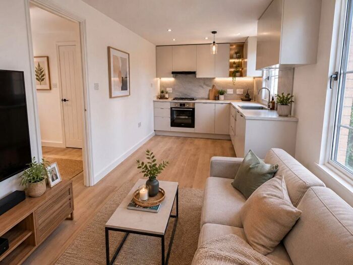 2 Bedroom Flat To Rent In Eltham Gardens, Leeds, West Yorkshire, LS6