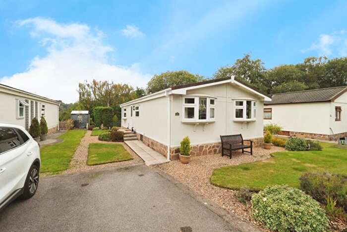 2 Bedroom Park Home For Sale In Cupola Park, Whatstandwell, Matlock, DE4