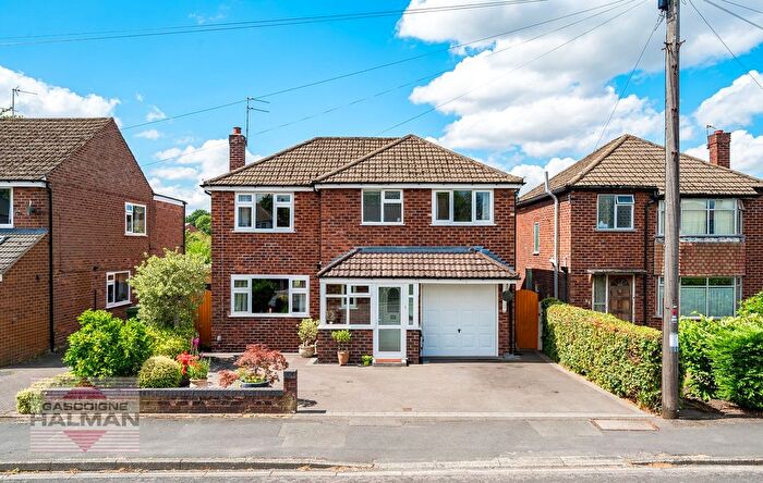 4 Bedroom Detached House For Sale In Buckingham Road, Wilmslow, SK9