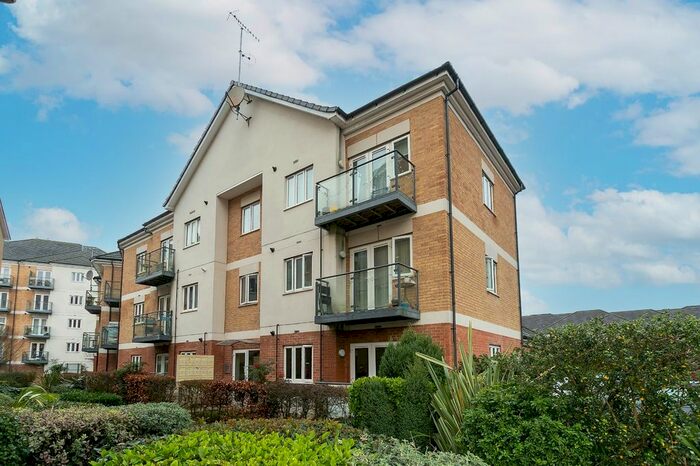 1 Bedroom Flat To Rent In Ley Farm Close, Watford, WD25