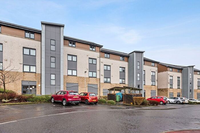 2 Bedroom Flat For Sale In Millview Crescent, / Millview Crescent, PA5