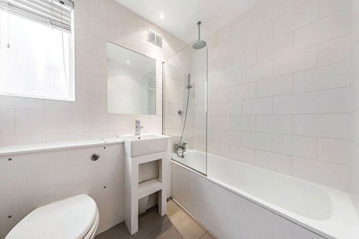 1 Bedroom Flat To Rent In Collingham Road, South Kensington, London, SW5