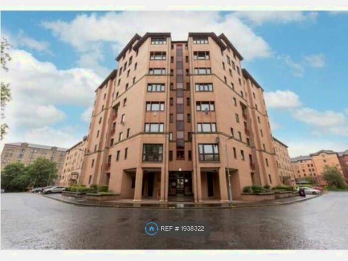 2 Bedroom Flat To Rent In Chancellor House, Glasgow, G4