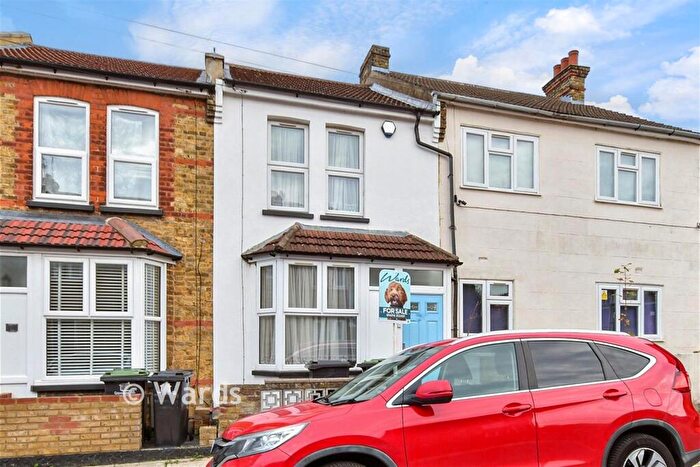 3 Bedroom Terraced House For Sale In Alfred Road, Gravesend, Kent, DA11