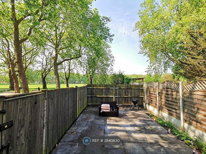 1 Bedroom Flat To Rent In Evelyn St, London, SE8