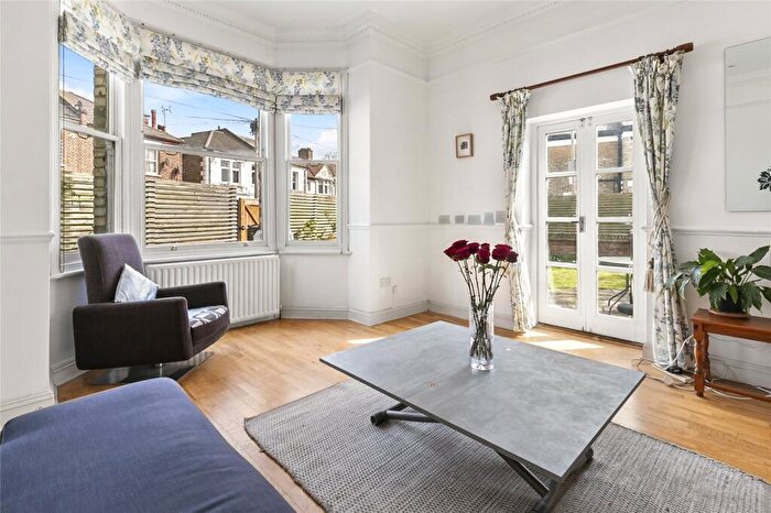 2 Bedroom House For Sale In Ryde Vale Road, SW12