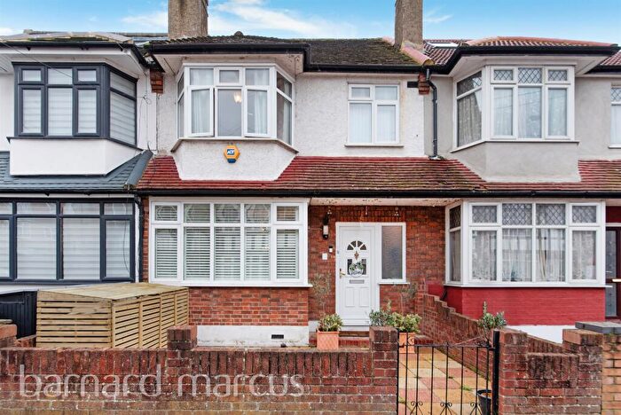 3 Bedroom Terraced House To Rent In Crescent Grove, Mitcham, CR4