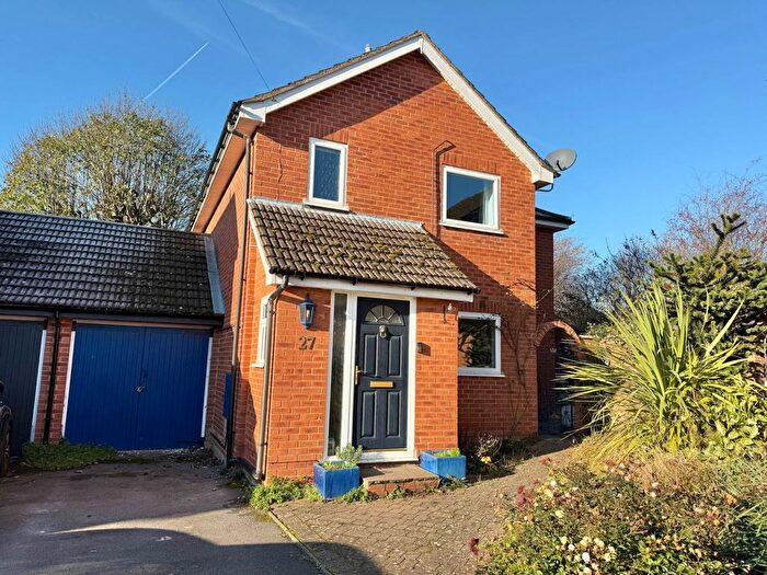 4 Bedroom Detached House For Sale In Kings Orchard, Brightwell-Cum-Sotwell, OX10