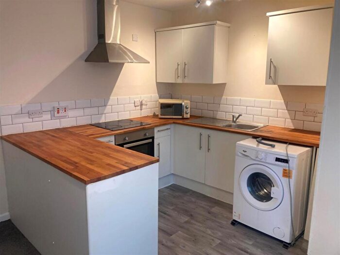 1 Bedroom Flat For Sale In Brookfield Road, Portsmouth, PO1