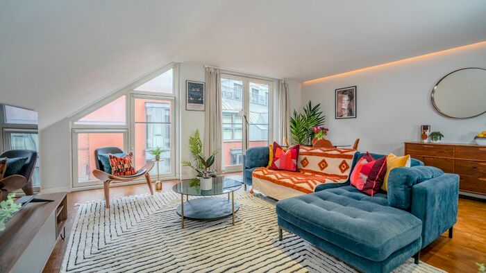 2 Bedroom Flat To Rent In Bedfordbury, London, WC2N