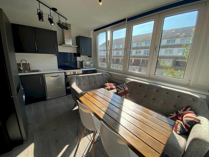 5 Bedroom Flat To Rent In East Surrey Grove, London, SE15