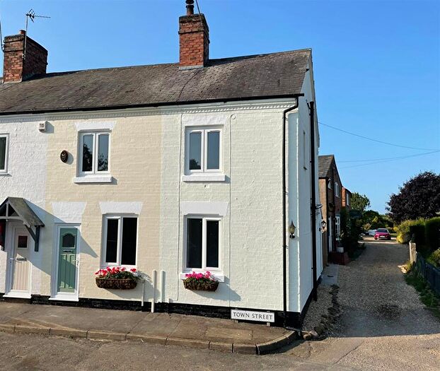 2 Bedroom Town House For Sale In Oswin Cottages, Town Street, Burton Overy, LE8