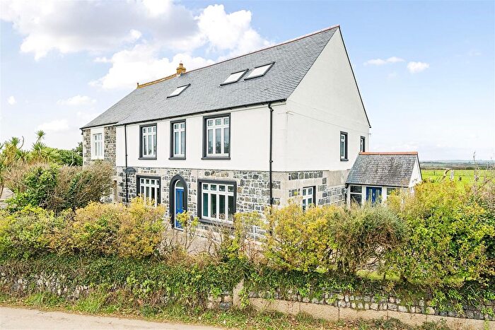 5 Bedroom Semi-Detached House For Sale In Delightful Chapel Conversion, Cury, TR12