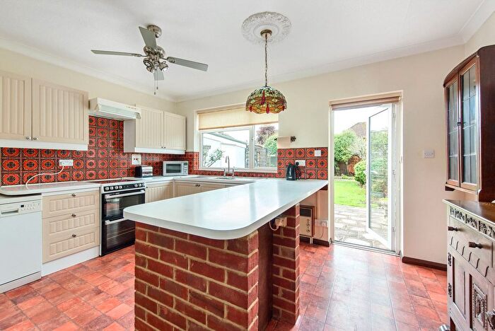 3 Bedroom Semi-detached House For Sale In Staines, Surrey, TW18