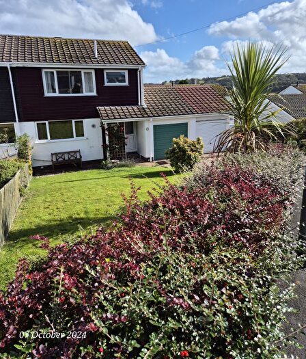 3 Bedroom Semi-Detached House To Rent In Parc Sychnant, Conwy, LL32