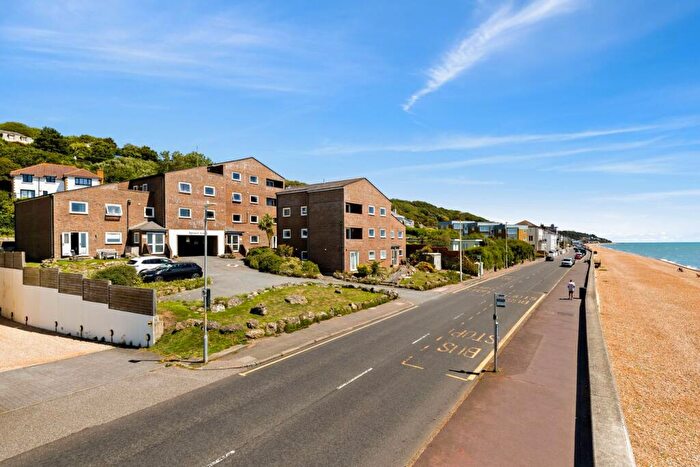 1 Bedroom Flat For Sale In The Esplanade, Sandgate, Folkestone, CT20