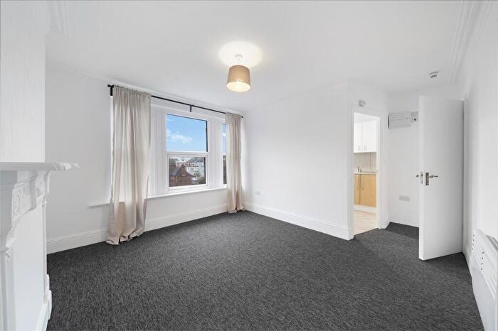 1 Bedroom Flat To Rent In Chamberlayne Road, Kensal Rise, London, NW10