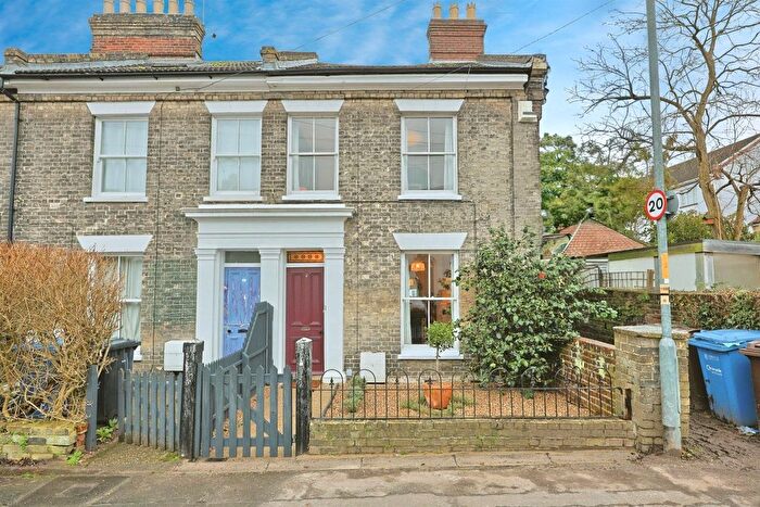 2 Bedroom End Terrace House For Sale In Gladstone Street, Norwich, NR2