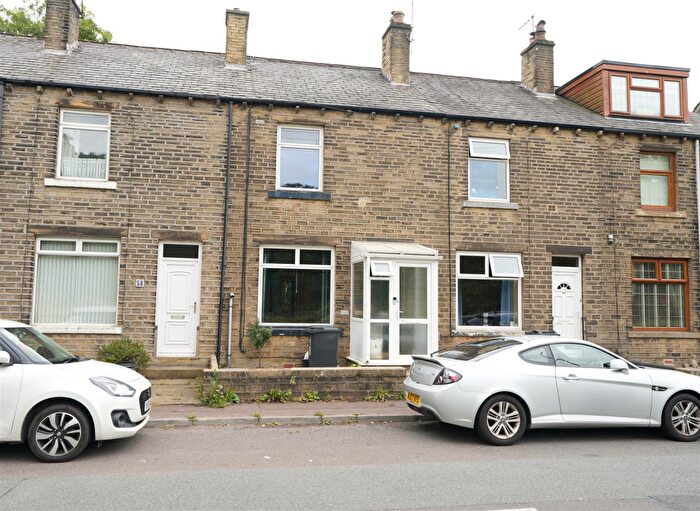 1 Bedroom Terraced House To Rent In Park Road, Elland, HX5