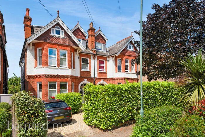 2 Bedroom Flat To Rent In Manorgate Road, Kingston Upon Thames, KT2