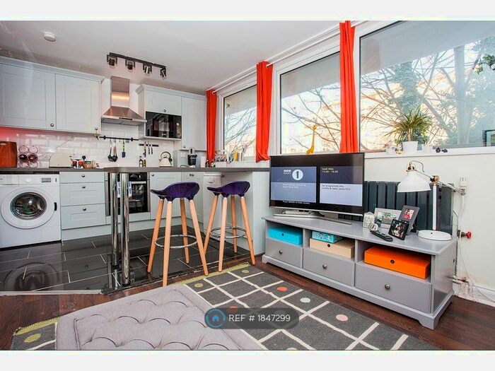 1 Bedroom Flat To Rent In Peckham, London, SE15