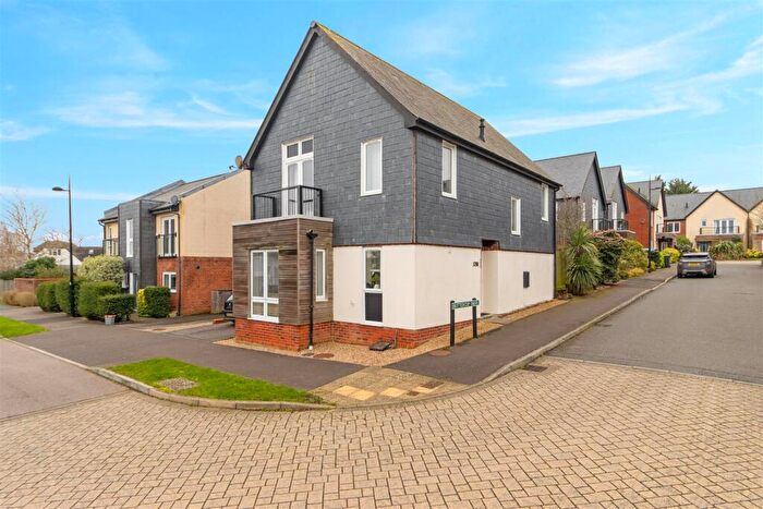 4 Bedroom Detached House For Sale In Buttercup Drive, Polegate, BN26