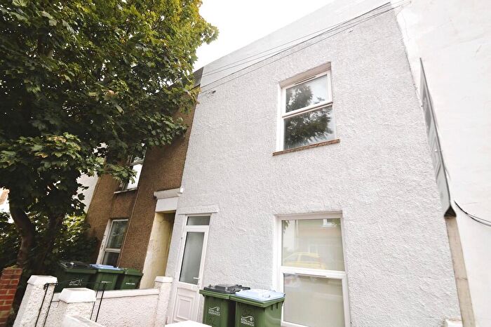 3 Bedroom Terraced House To Rent In Frederick Place, London, SE18