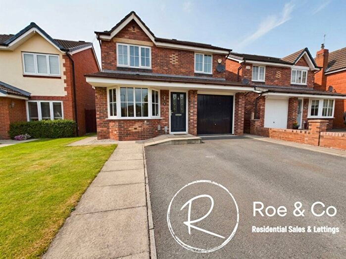 4 Bedroom Detached House For Sale In Corner Brook, Lostock, BL6