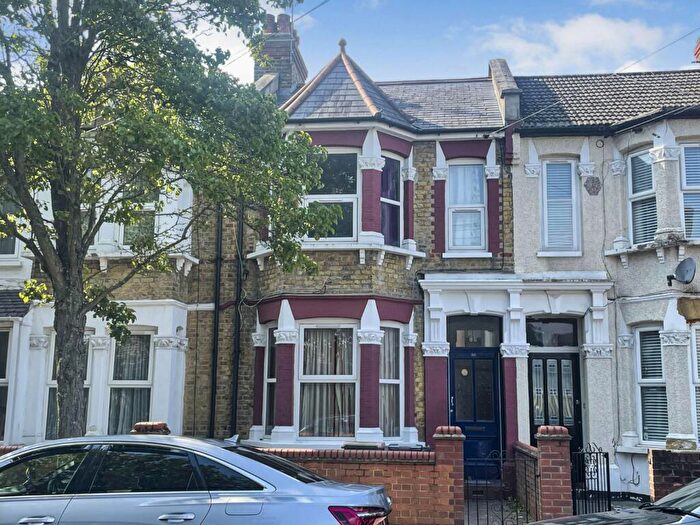 4 Bedroom Terraced House To Rent In Churston Avenue, London, E13