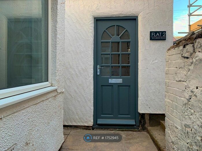 2 Bedroom Maisonette To Rent In Curzon Road, Llandudno, LL30