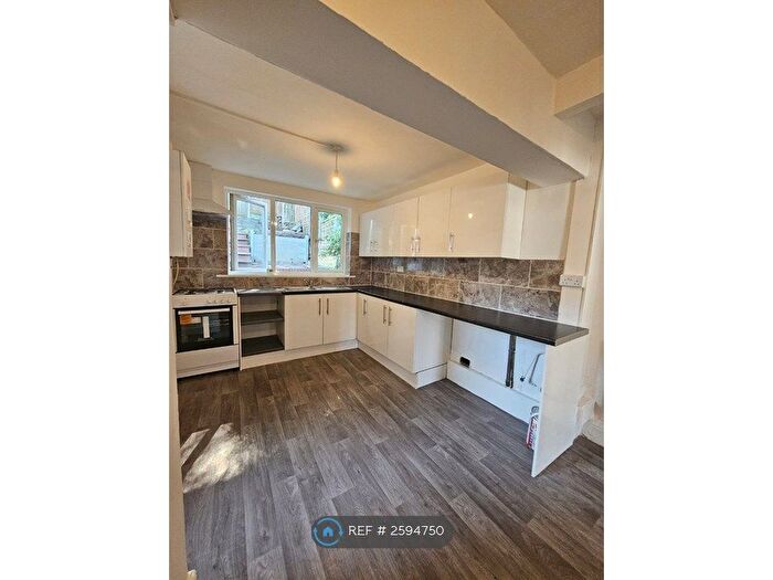 3 Bedroom Terraced House To Rent In Somerfield Road, Manchester, M9