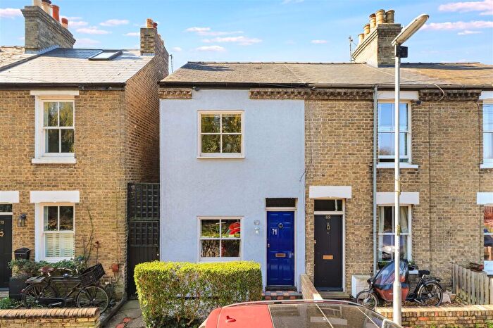3 Bedroom End Of Terrace House For Sale In Burnside, Cambridge, CB1