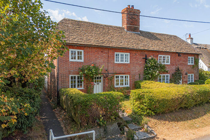 3 Bedroom Cottage For Sale In Martins Road, Keevil, BA14