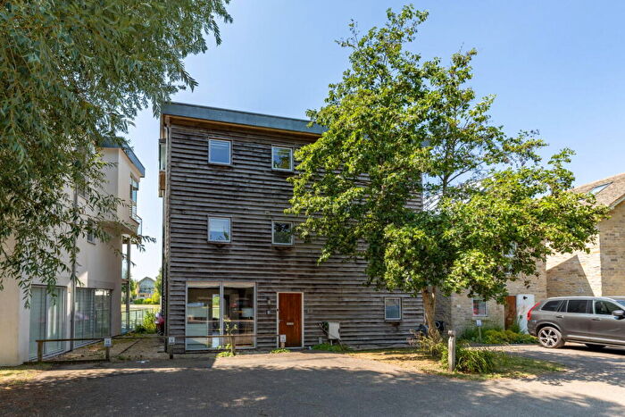 5 Bedroom Detached House For Sale In Tamarisk, Howells Mere, The Lower Mill Estate, GL7