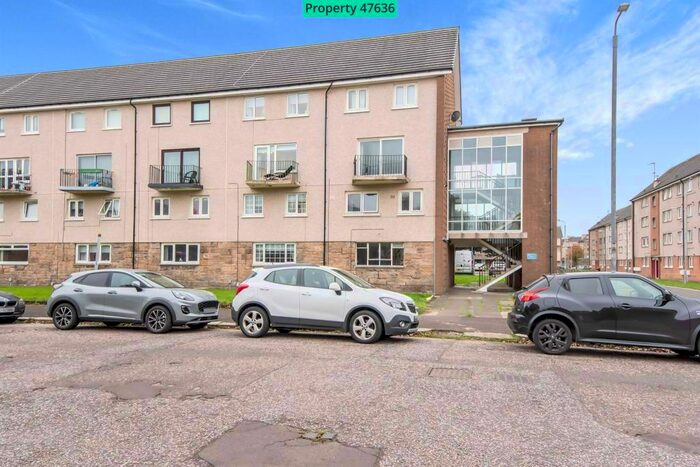 2 Bedroom Maisonette To Rent In Barr Place, Paisley, PA1