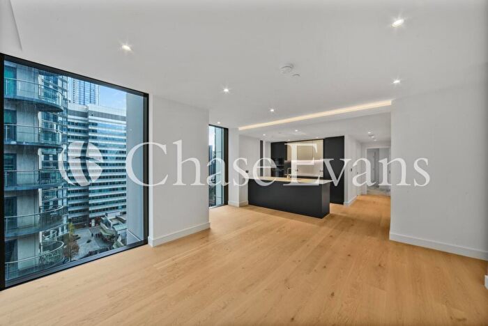 2 Bedroom Apartment To Rent In Harcourt Tower, South Quay Plaza, Canary Wharf, E14