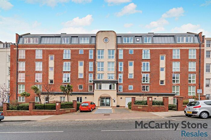 1 Bedroom Flat For Sale In North Bay Court, North Marine Road, Scarborough, YO12
