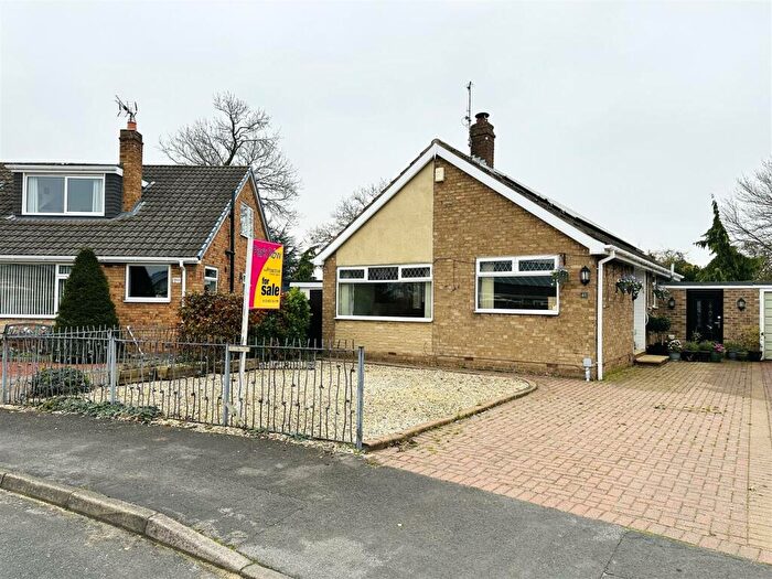 3 Bedroom Detached Bungalow For Sale In Laburnum Walk, Gilberdyke, Brough, HU15