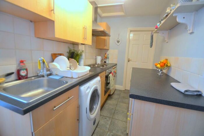 1 Bedroom Flat To Rent In Gordon Street, Kettering, NN16