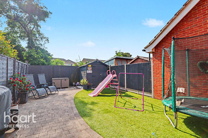 3 Bedroom Semi Detached House For Sale In Cliffhouse Avenue, Minster, ME12