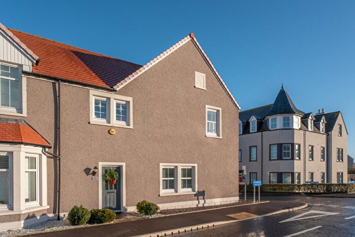 2 Bedroom Maisonette For Sale In Perwinnes Crescent, Aberdeen, AB23