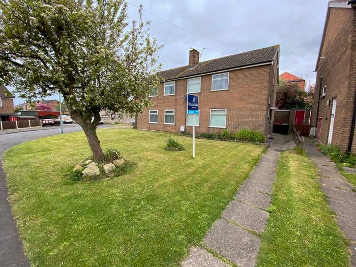 3 Bedroom Semi-Detached House To Rent In Abbey Close, Laughton, Sheffield, South Yorkshire, S25