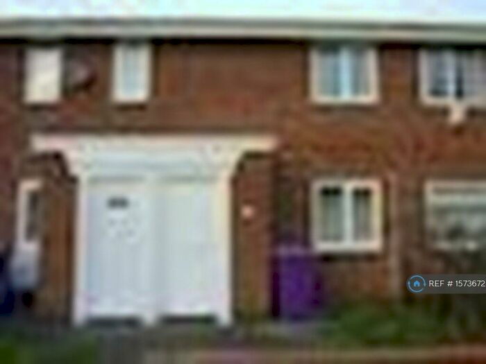 2 Bedroom Flat To Rent In Lester Close, Liverpool, L4