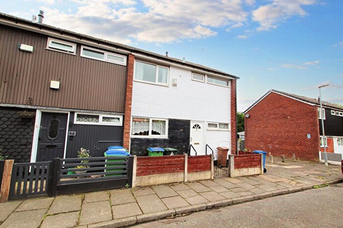 3 Bedroom End Of Terrace House For Sale In Buckley View, Rochdale, OL12