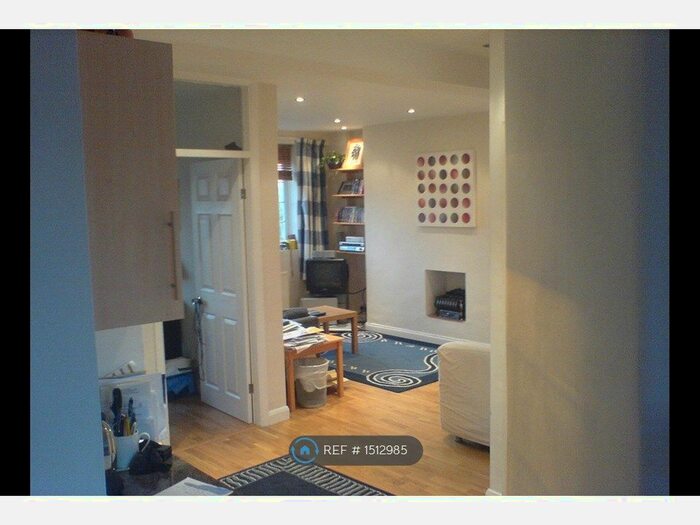 2 Bedroom Flat To Rent In Uxbridge Road, London, W12