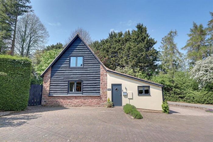 3 Bedroom Barn Conversion For Sale In Linton, Ross-On-Wye, HR9