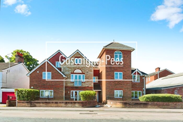 2 Bedroom Flat To Rent In Spring House, Basingstoke, RG21
