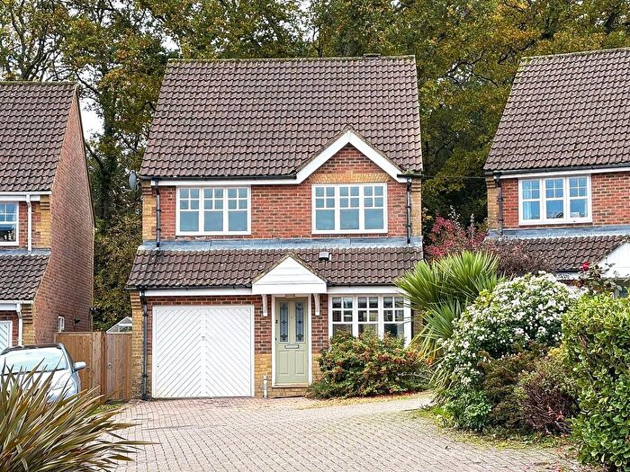 4 Bedroom Detached House For Sale In Wisbech Way, Hordle, Lymington, Hampshire, SO41